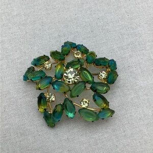 Vintage Givre Glass with Jonquil Rhinestones Star Brooch #465UR